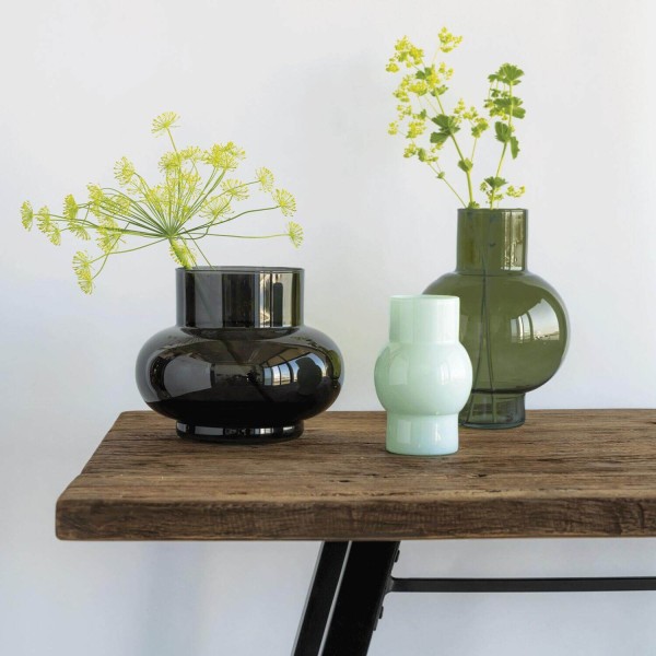 Vase "Tummy A" (Grün) von Urban Nature Culture