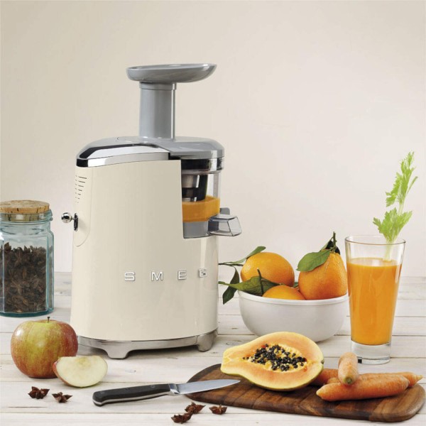 SMEG Slow Jucier Entsafter „50’s Retro Style“