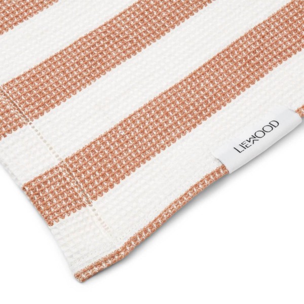 Strandtuch "Macy - Stripe" - 160x100 cm (Weiß/Tuscany Rose) von Liewood
