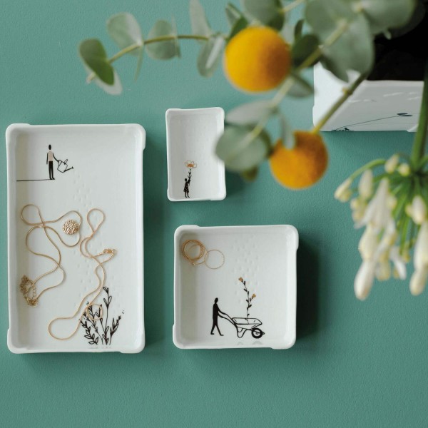 Schälchen "Bildergeschichten-Gießkannenmann" - 22,5x13,5x2,5 cm (Weiß) von räder Design