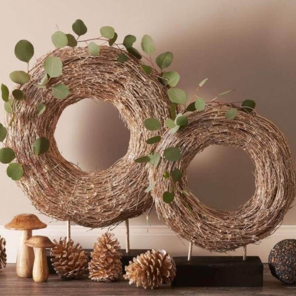 Kranz mit Holzfuß "Hey" - 43 cm (Champagner) von Gift Company