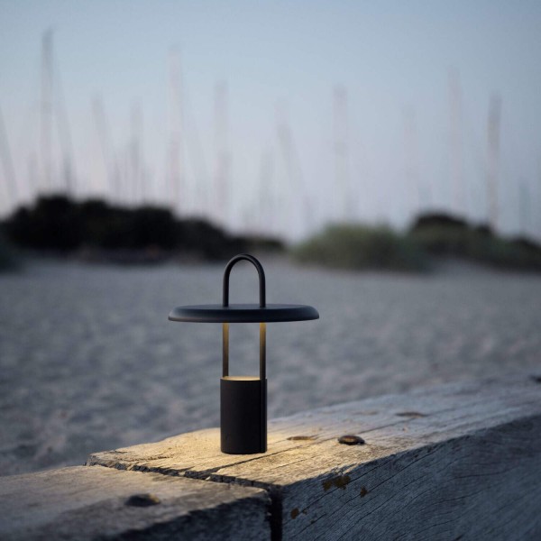 Stelton LED-Leuchte "Pier" (Schwarz)