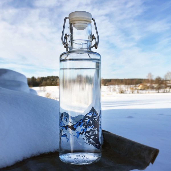 Trinkflasche aus Glas "Alpenblick" - 600 ml von Soulbottles