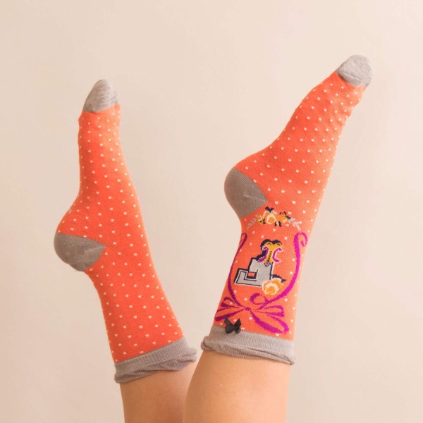 Powder Damen Socken "A-Z" - Buchstabe F