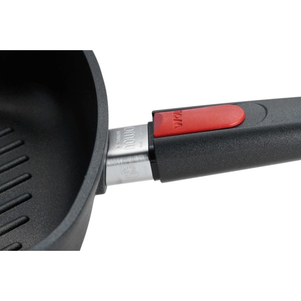 WOLL Steakpfanne mit Rillen "Nowo Titanium" - 28x28 cm