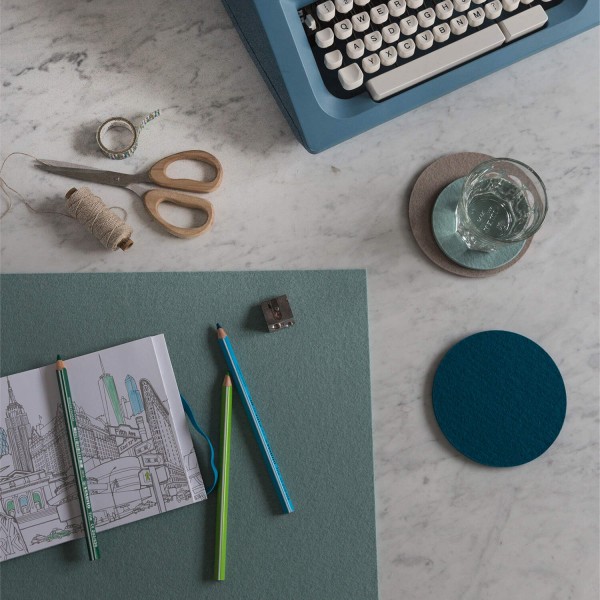 Filz-Untersetzer rund - 10 cm (Blau/Indigo) von HEY-SIGN