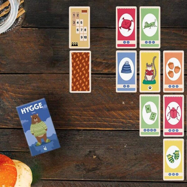 Gesellschaftsspiel "Hygge" von HELVETIQ Gesellschaftsspiel "Hygge" von HELVETIQ