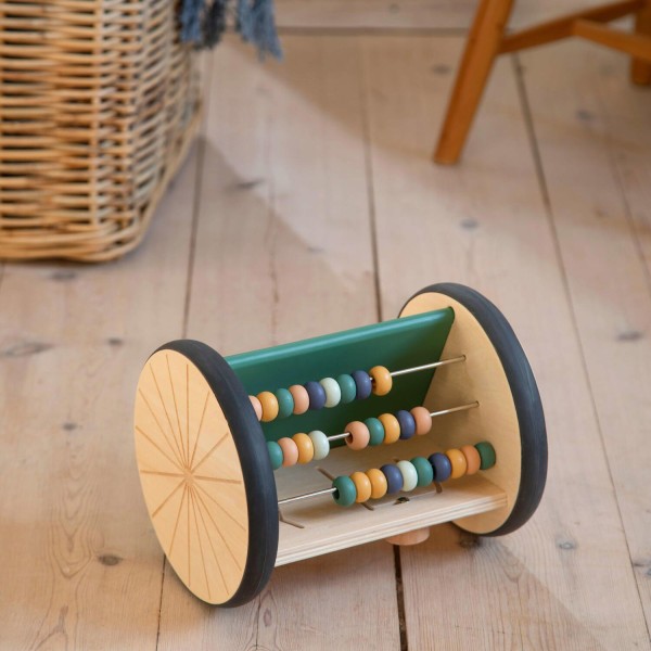 Rollendes Aktivitätsspielzeug aus Holz "Woodland" von sebra