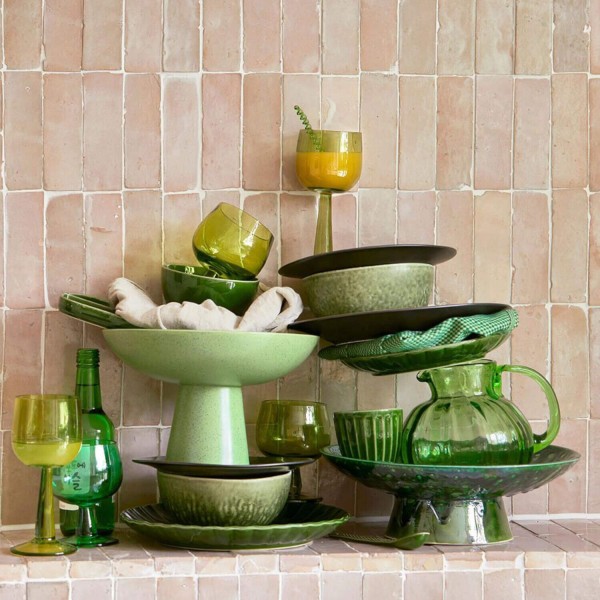 Schale mit Fuß "The Emeralds" - M (Pistachio) von HKliving